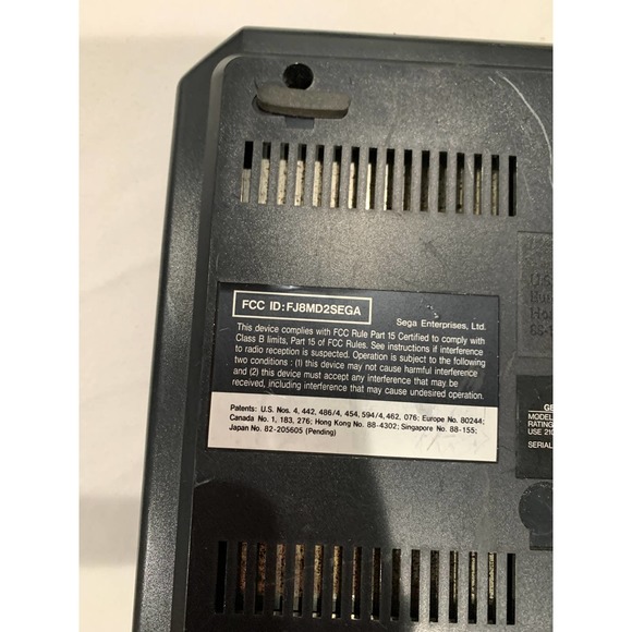 Sega Genesis Console Model 2 MK-1631 - Picture 10 of 16
